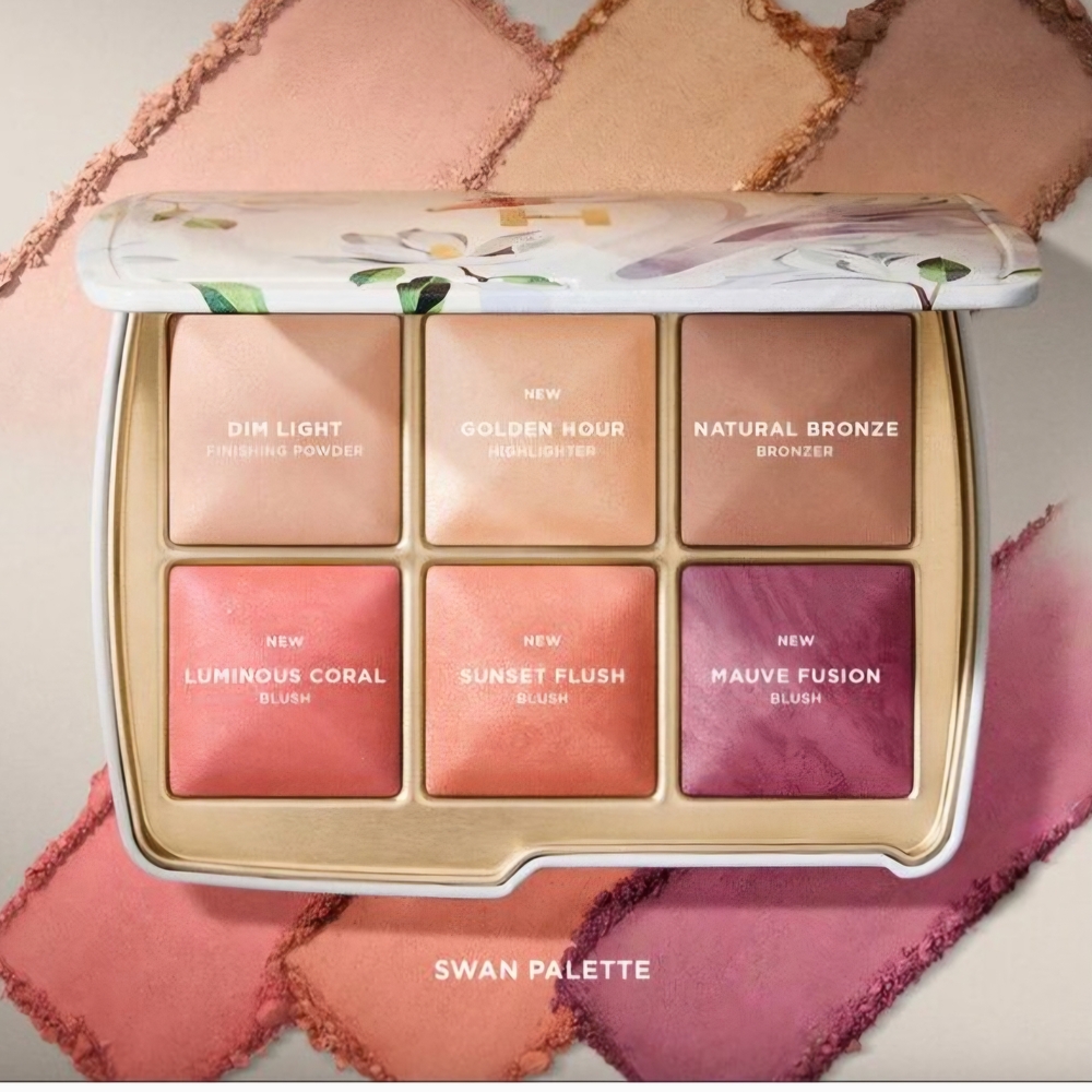 Hourglass Ambient Lighting Palette- Swan - Sold Out